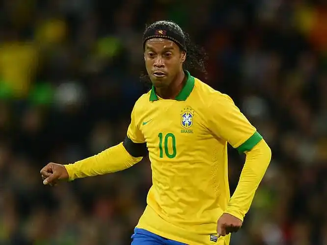 言论和比赛 言论和比赛